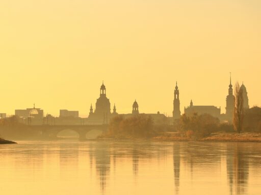 Kulturreisen für Alleinreisende nach Dresden. Kunst, Geschichte und Begegnung auf eigene Faust entdecken